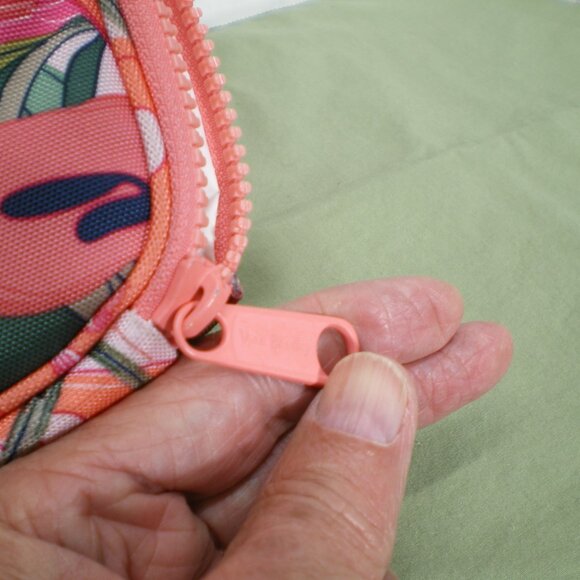 Vera Bradley ReActive Lunch Bunch Rain Forest Canopy Coral Pattern - Picture 3 of 6